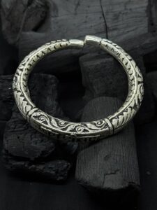 Heritage Blossom Kada – Intricately Crafted Silver Bangle  (55 Grams)
