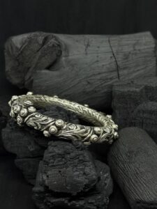 Opened Silver Kada – Handcrafted Heritage Bangle  (60 Grams)