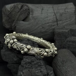 Opened Silver Kada – Handcrafted Heritage Bangle  (60 Grams)