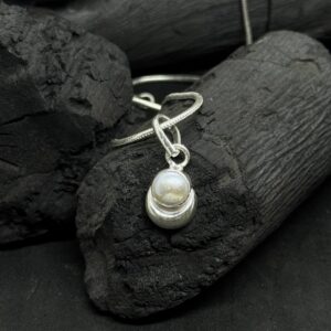 Elegant Pearl Silver Pendant – Minimalist Spiritual Jewelry (20 Gram)