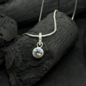 Crystal Glow – Minimalist Silver Pendant with Sparkling Stone (20 Gram)
